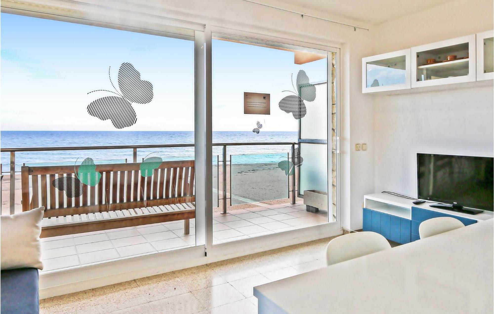 Awesome Apartment In Santa Susanna With Kitchen Bagian luar foto
